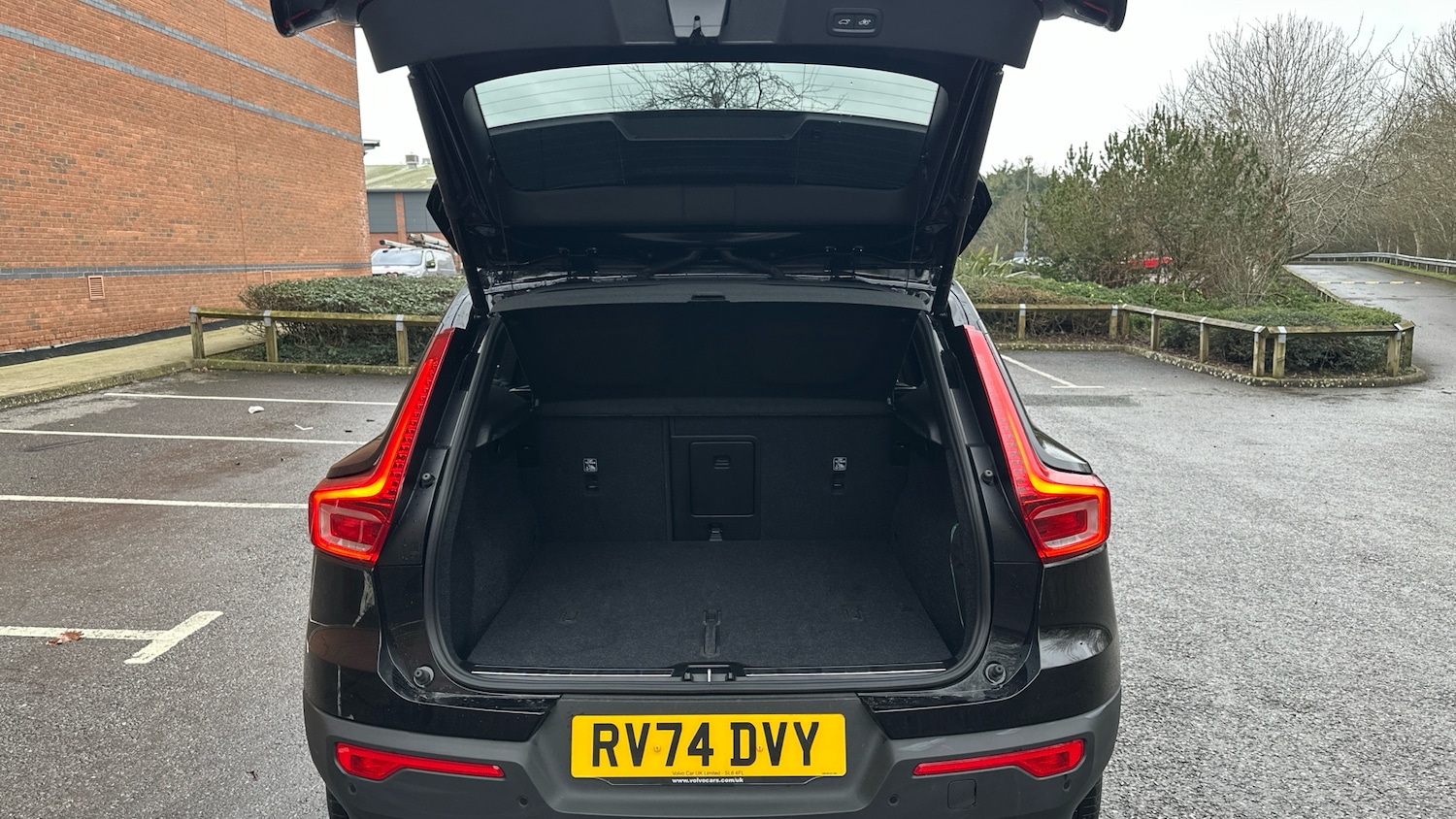 Used Volvo XC40 2025 for sale - 77326757: Photo 13