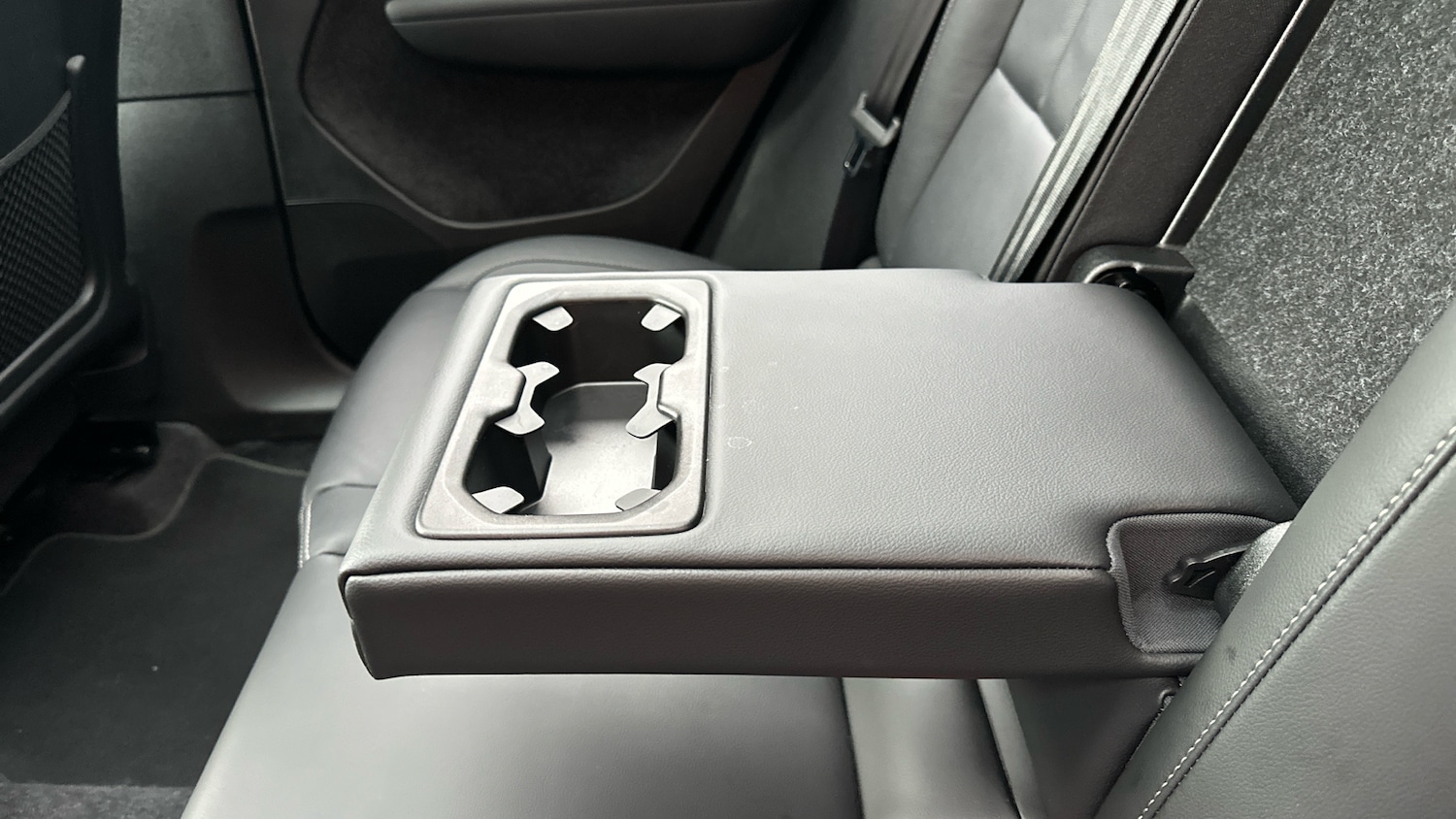 Used Volvo XC40 2025 for sale - 77326757: Photo 33