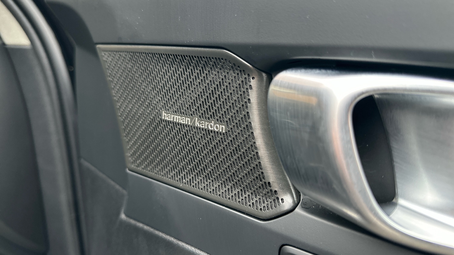 Used Volvo XC40 2025 for sale - 77326757: Photo 39