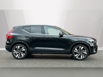 Used Volvo XC40 2025 for sale - 77326757: Photo