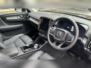 Used Volvo XC40 2025 for sale - 77326757: Photo