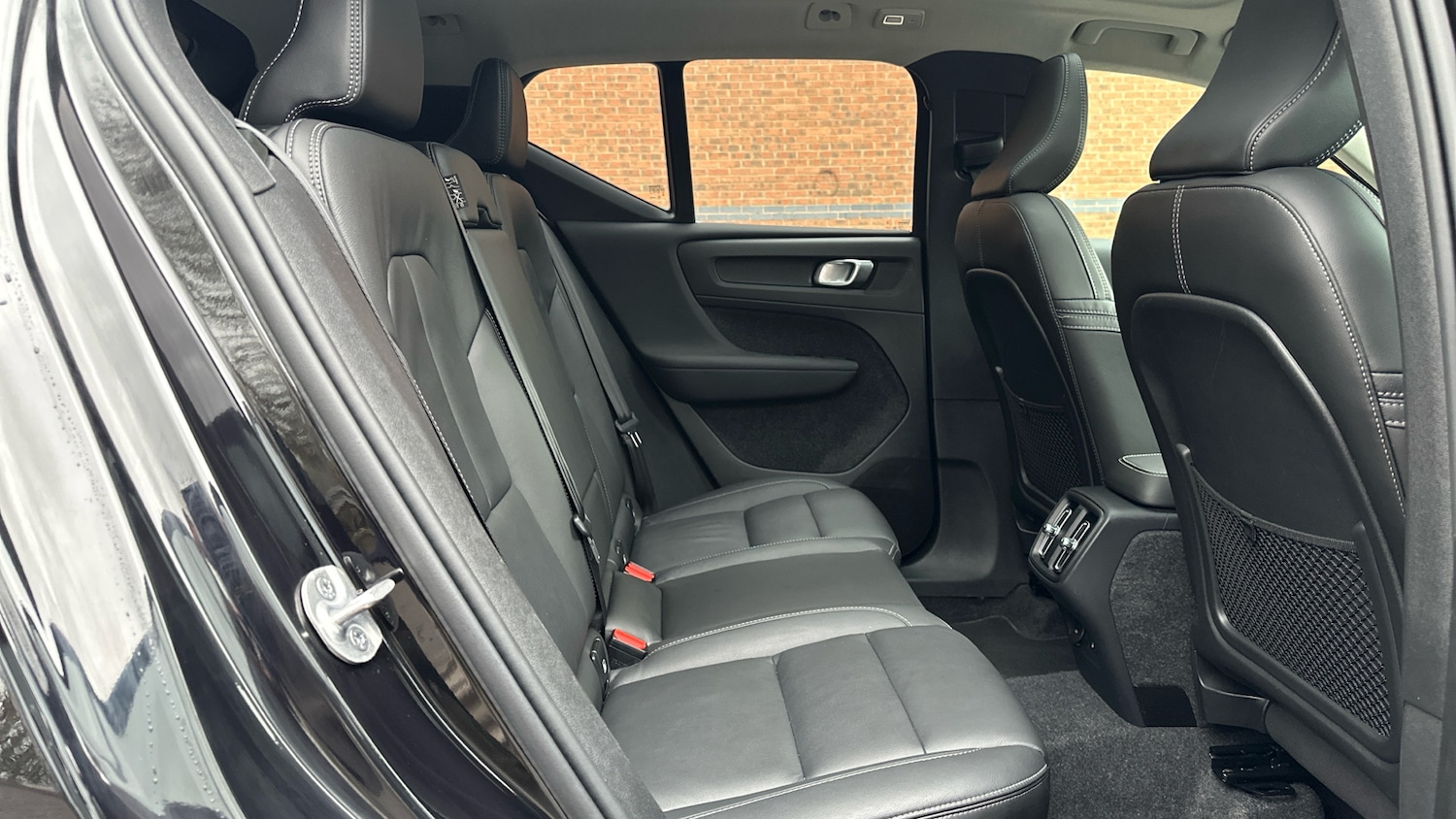 Used Volvo XC40 2025 for sale - 77326757: Photo 6