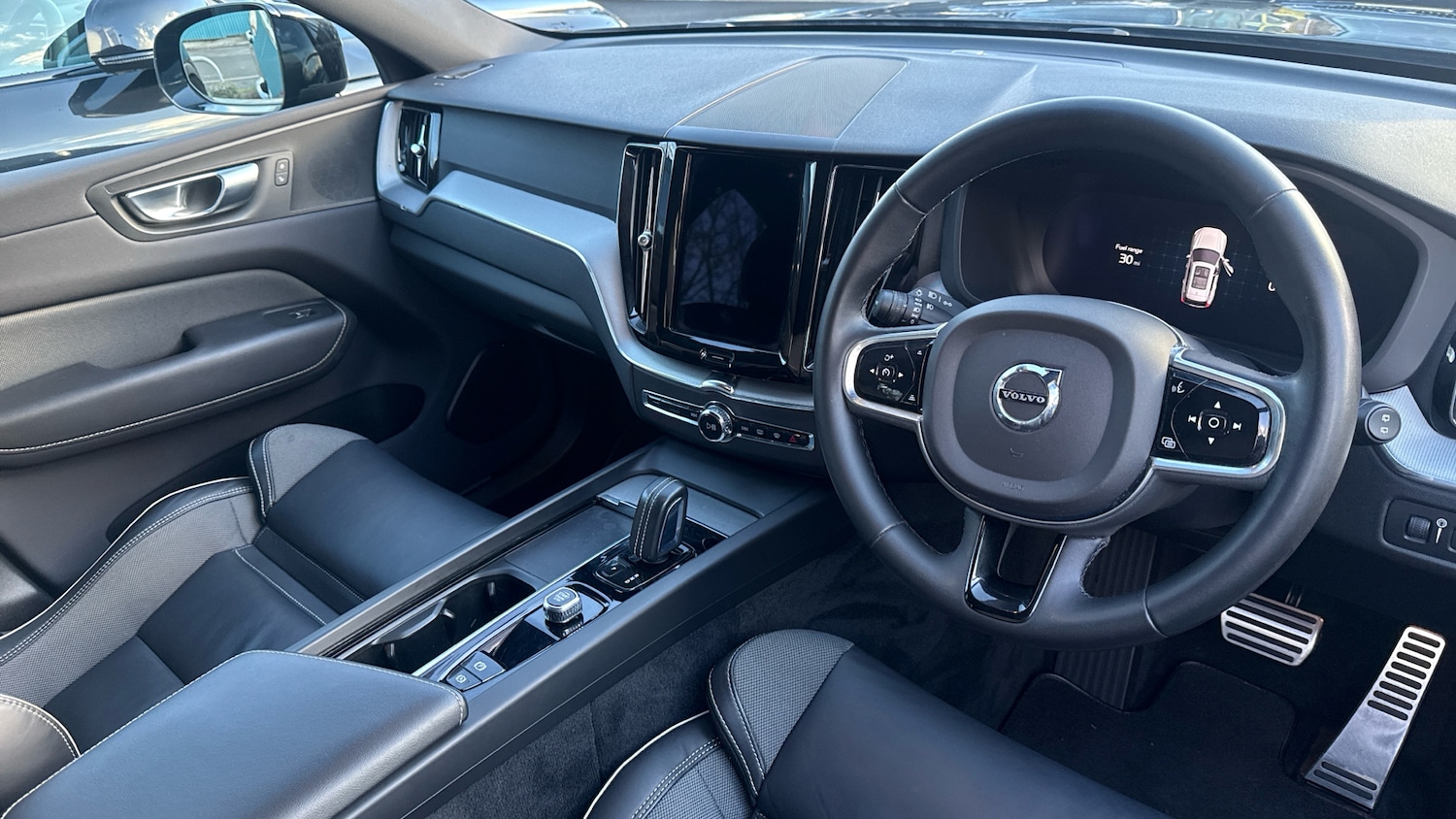 Used Volvo XC60 2022 for sale - 77434558: Photo 4