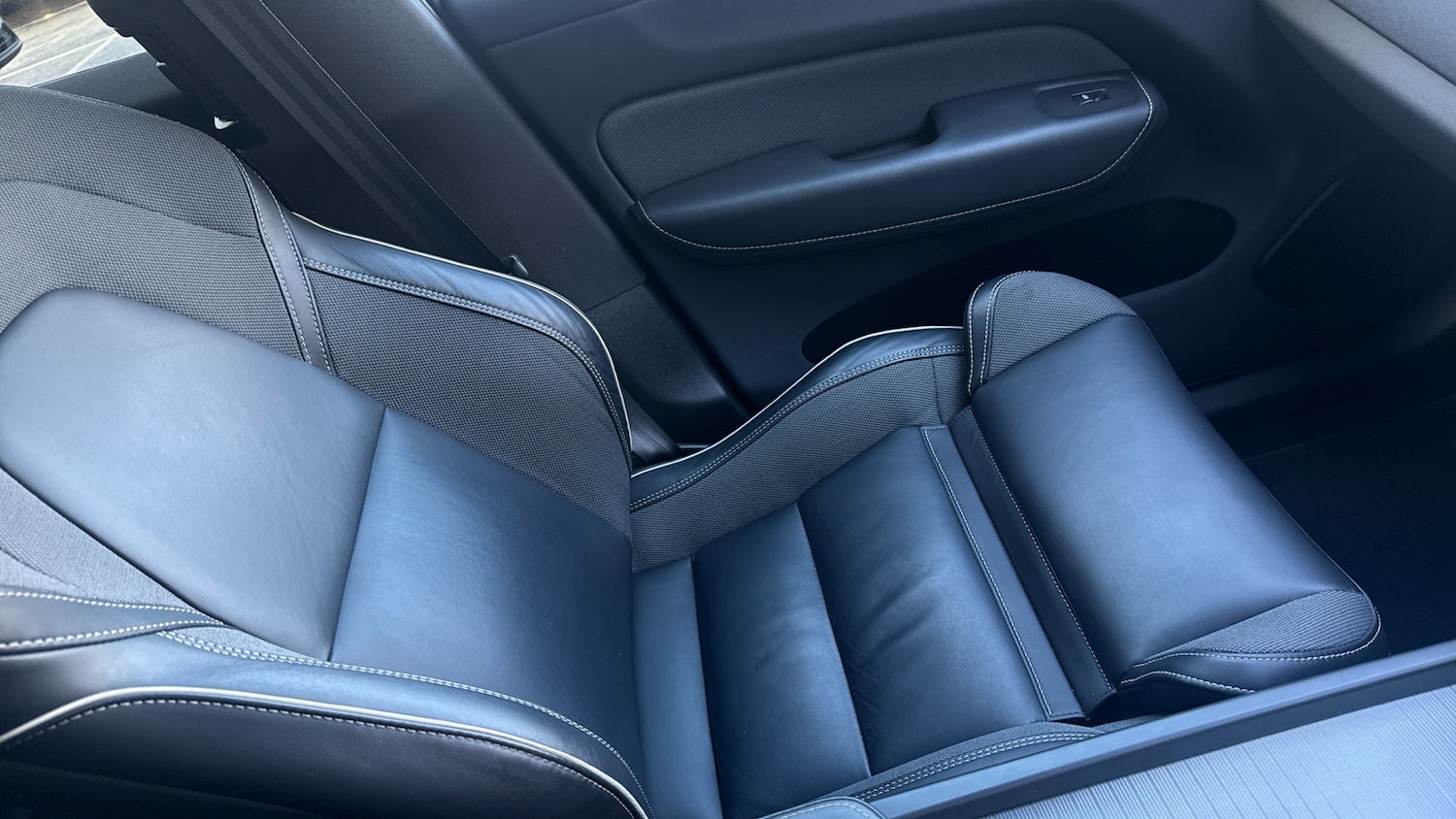 Used Volvo XC60 2022 for sale - 77434558: Photo 48