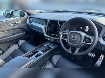 Used Volvo XC60 2022 for sale - 77434558: Photo