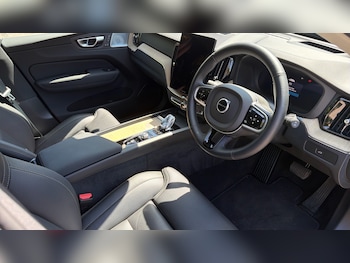 Used Volvo XC60 2025 for sale - 79275086: Photo