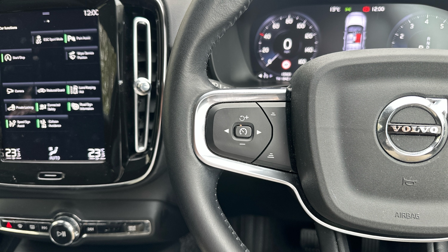 Used Volvo XC40 2021 for sale - 78179499: Photo 19