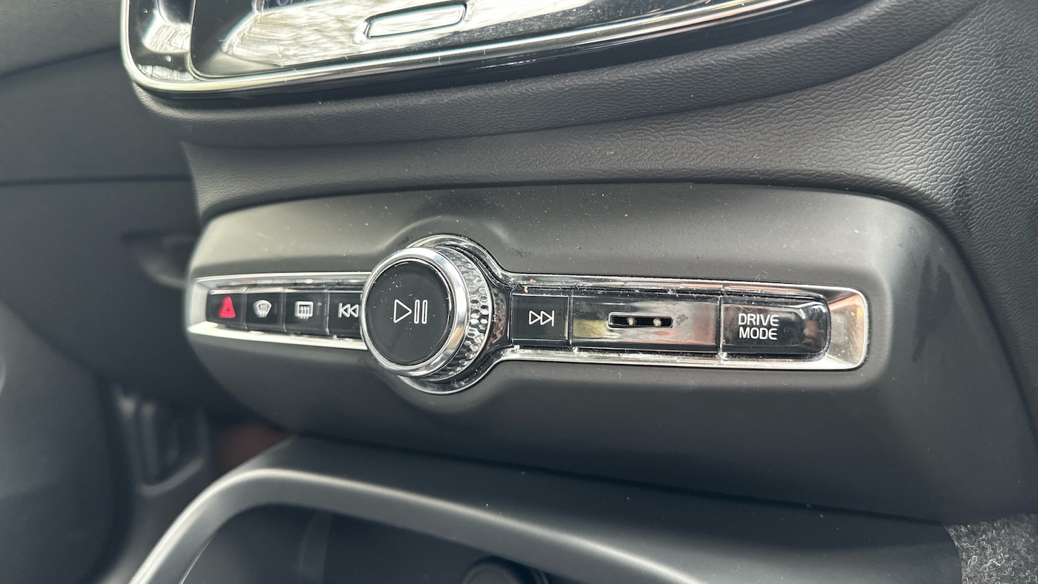 Used Volvo XC40 2021 for sale - 78179499: Photo 44