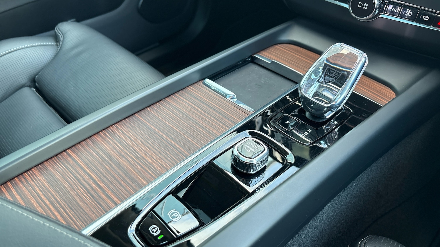 Used Volvo XC60 2023 for sale - 77116413: Photo 25