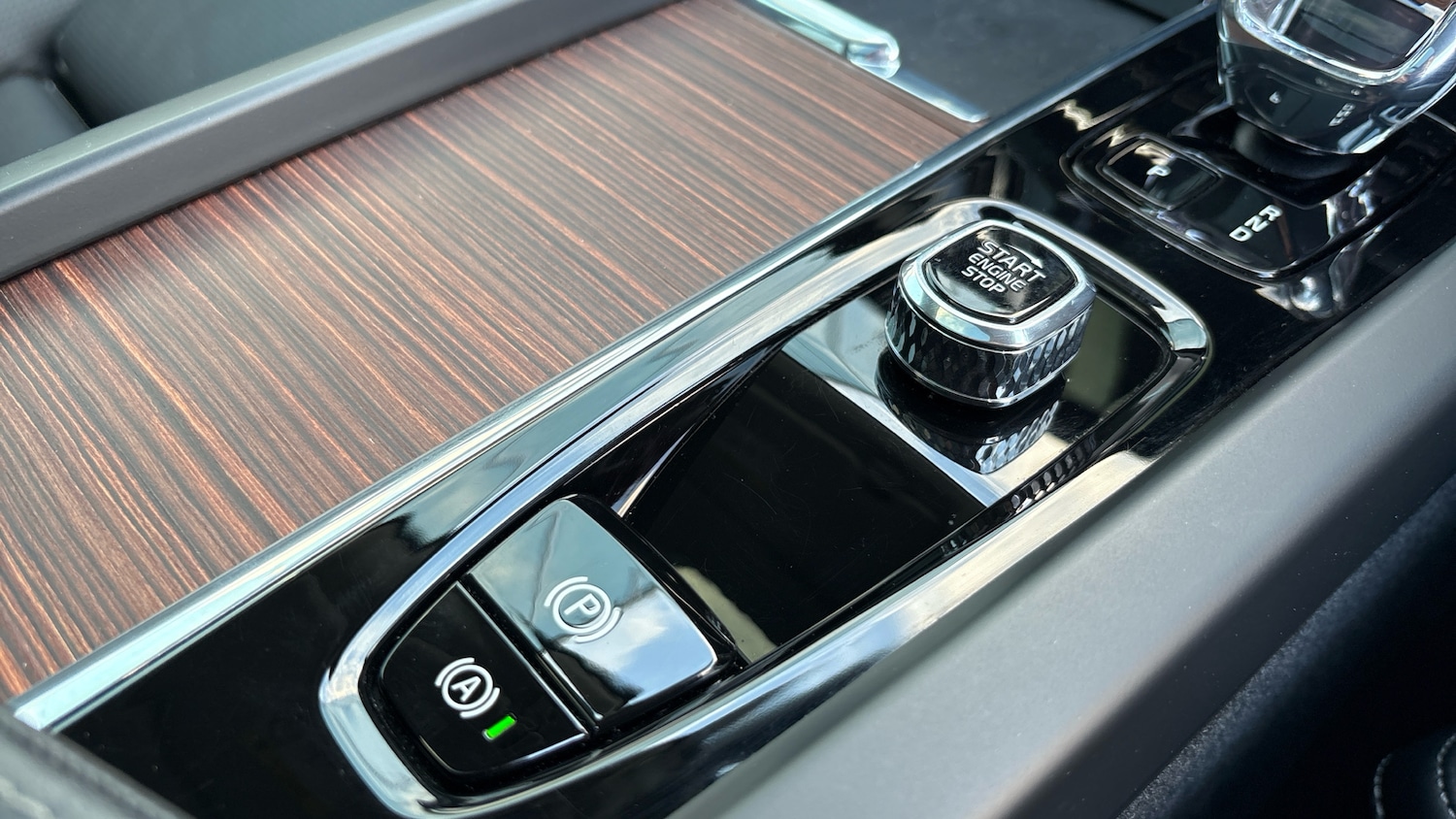 Used Volvo XC60 2023 for sale - 77116413: Photo 26