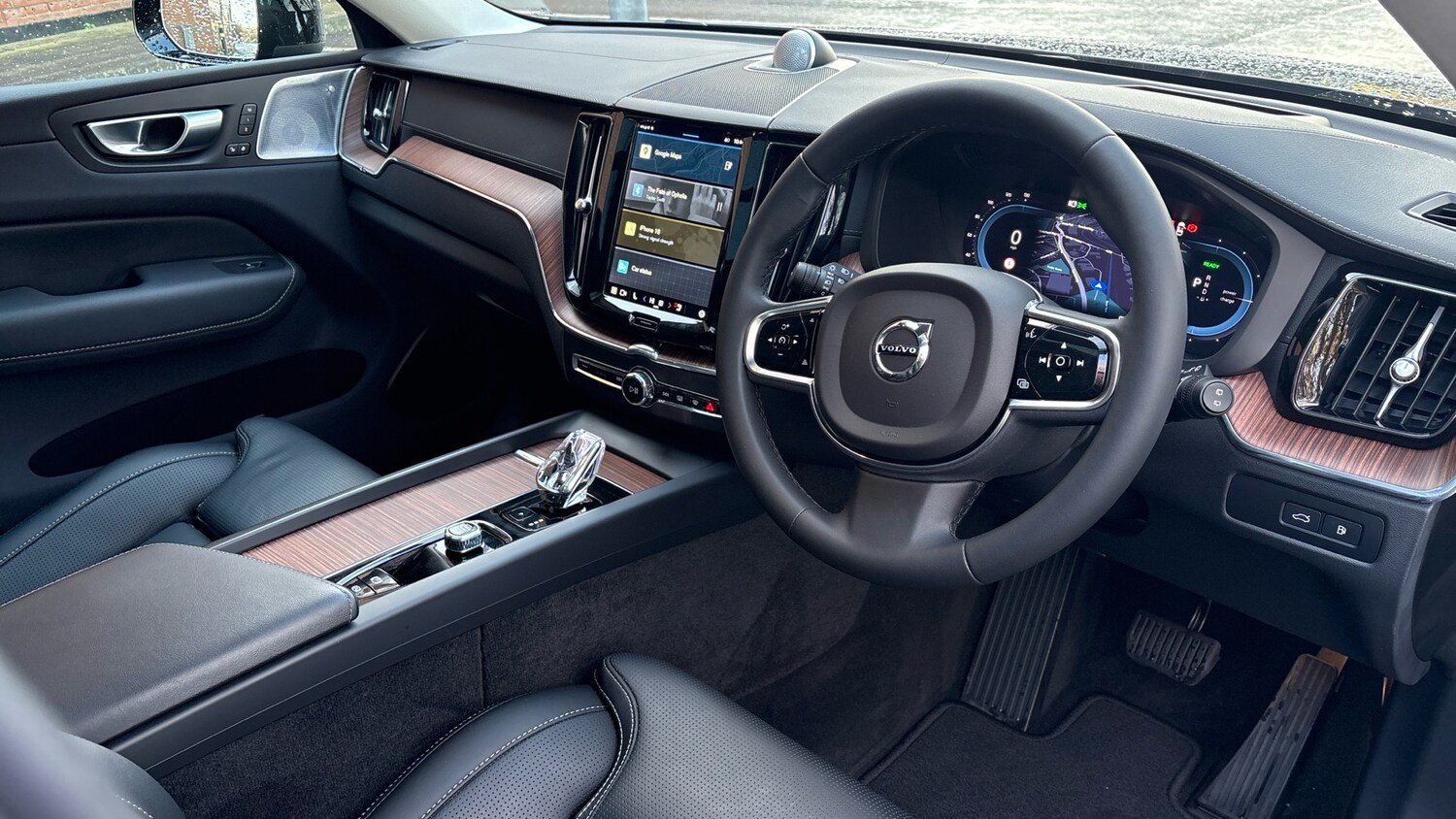 Used Volvo XC60 2023 for sale - 77116413: Photo 39