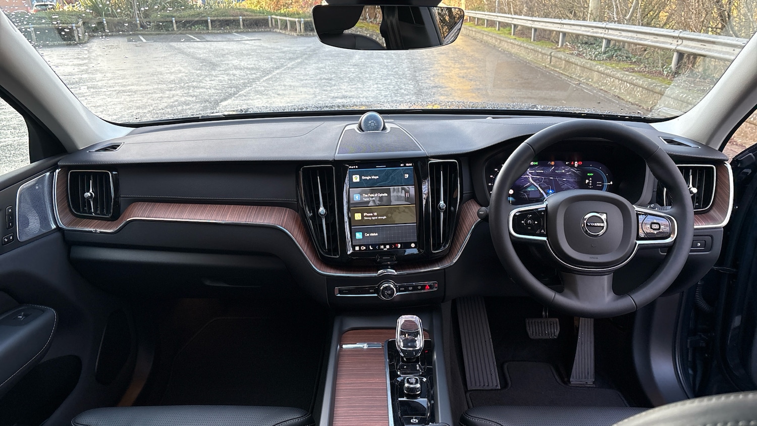 Used Volvo XC60 2023 for sale - 77116413: Photo 5