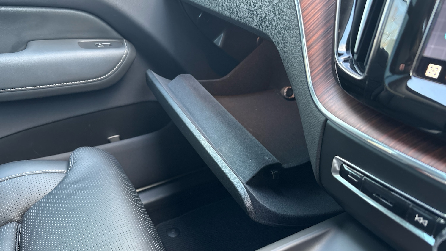 Used Volvo XC60 2023 for sale - 77116413: Photo 52