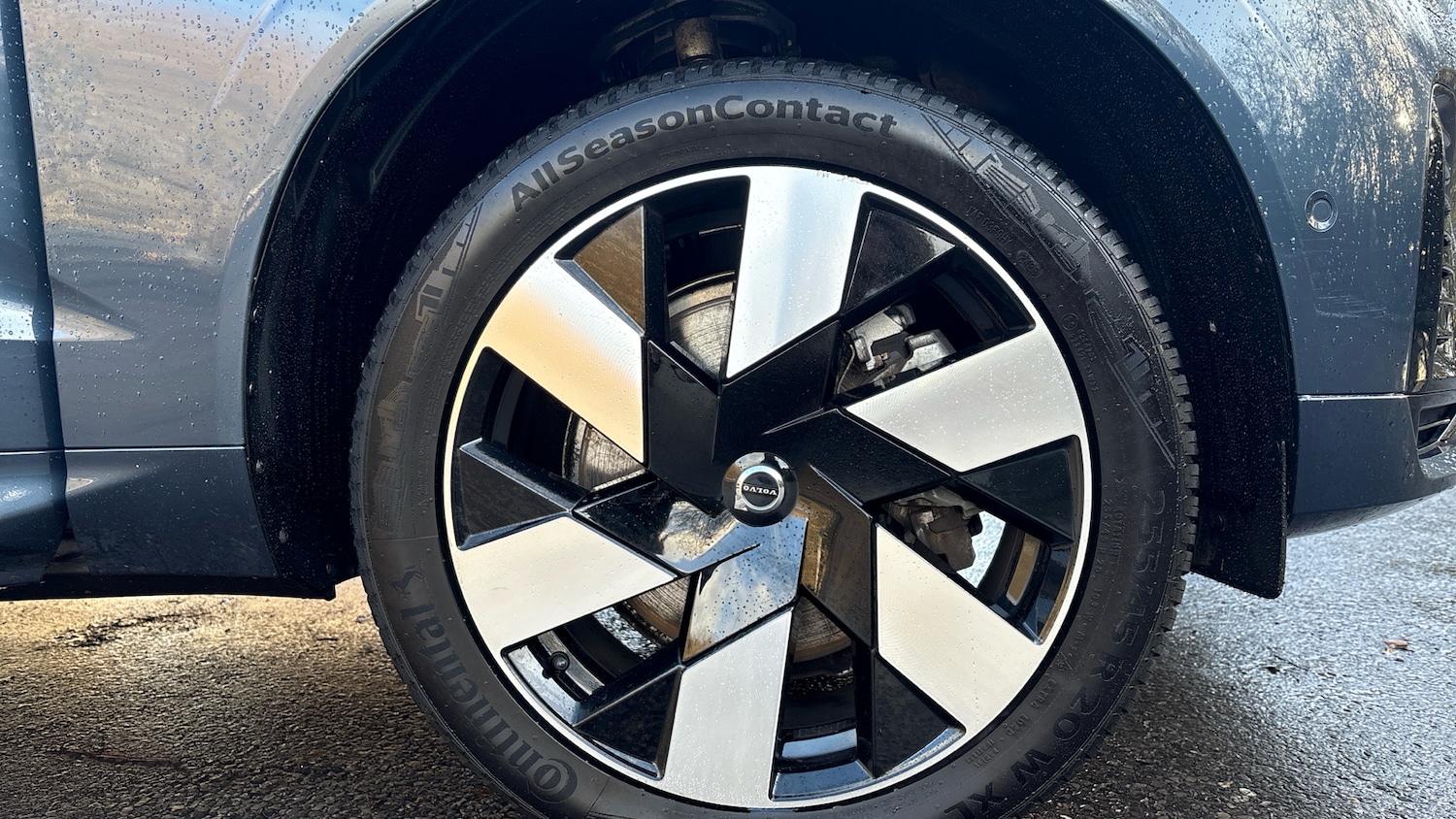 Used Volvo XC60 2023 for sale - 77116413: Photo 9