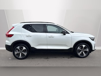 Used Volvo XC40 2023 for sale - 78284565: Photo