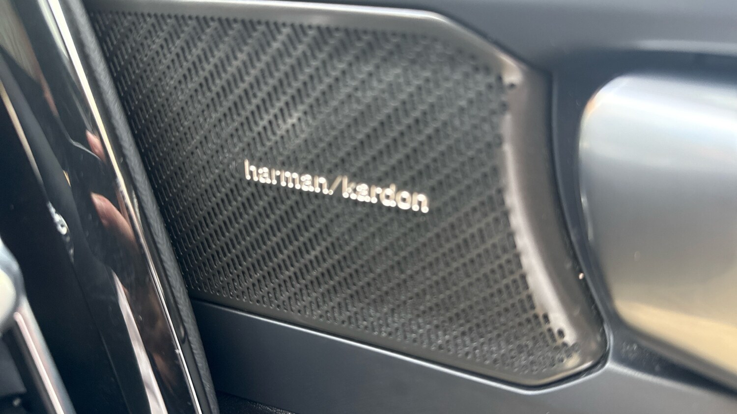 Used Volvo XC40 2023 for sale - 76933007: Photo 27