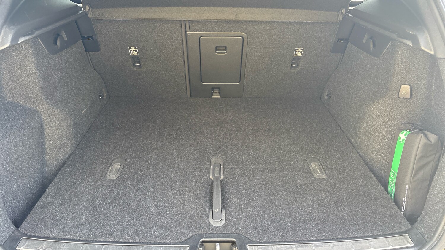 Used Volvo XC40 2025 for sale - 78106159: Photo 13