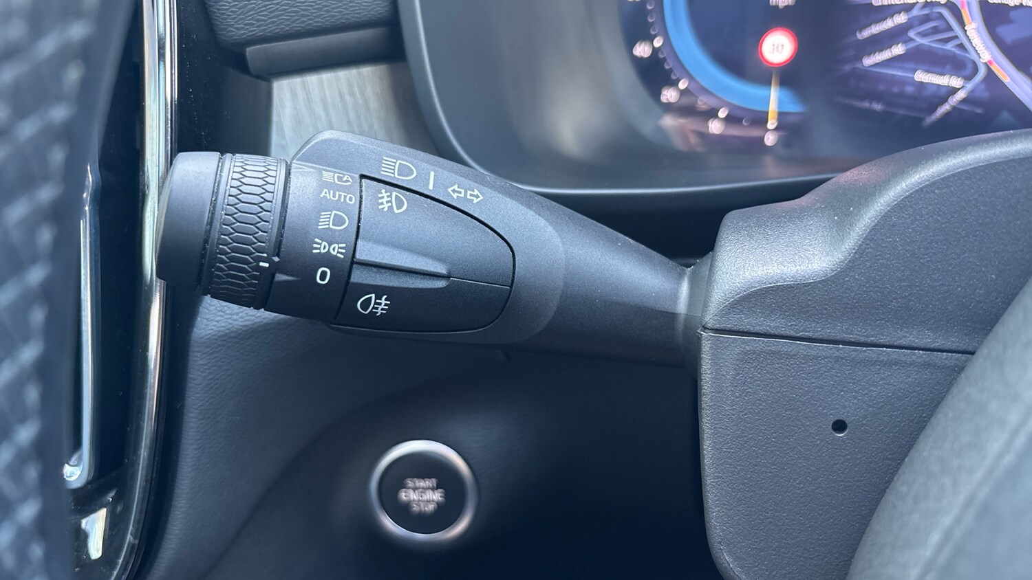 Used Volvo XC40 2025 for sale - 78106159: Photo 20