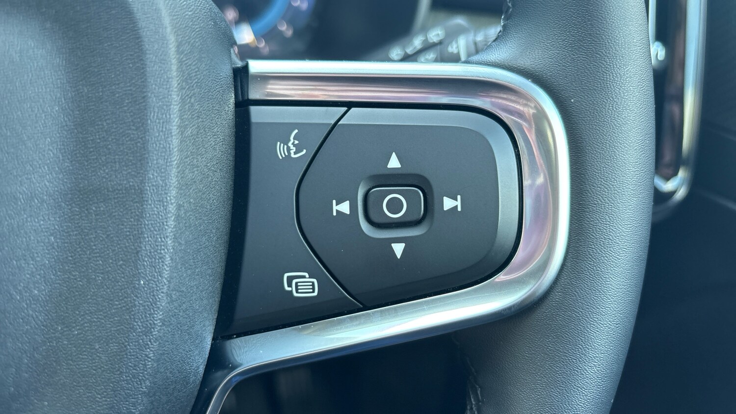 Used Volvo XC40 2025 for sale - 78106159: Photo 22