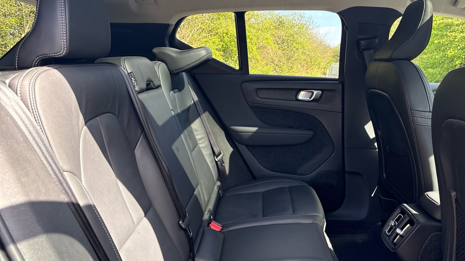 Used Volvo XC40 2025 for sale - 78106159: Photo 33