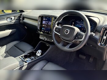 Used Volvo XC40 2025 for sale - 78106159: Photo