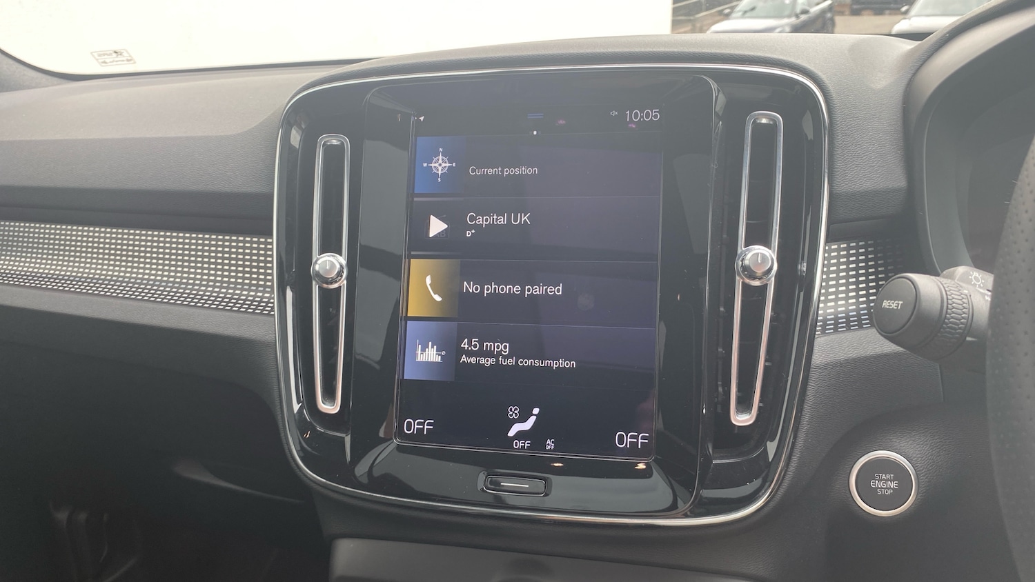 2021 Volvo XC40 2.0 B4P R DESIGN 5dr AWD Auto Petrol Estate Estate Petrol Automa - Picture 21 of 24