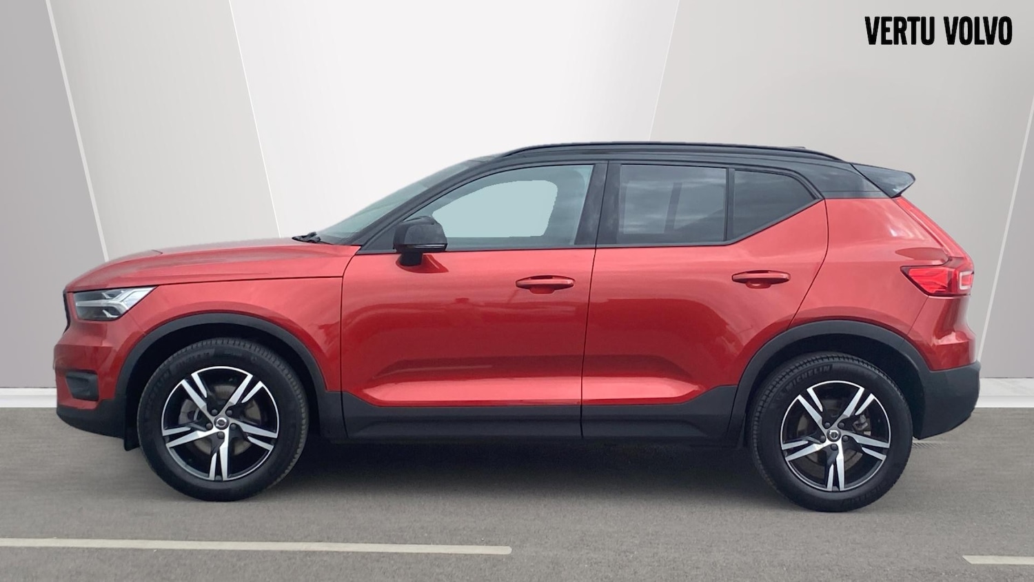 2021 Volvo XC40 2.0 B4P R DESIGN 5dr AWD Auto Petrol Estate Estate Petrol Automa - Picture 8 of 24