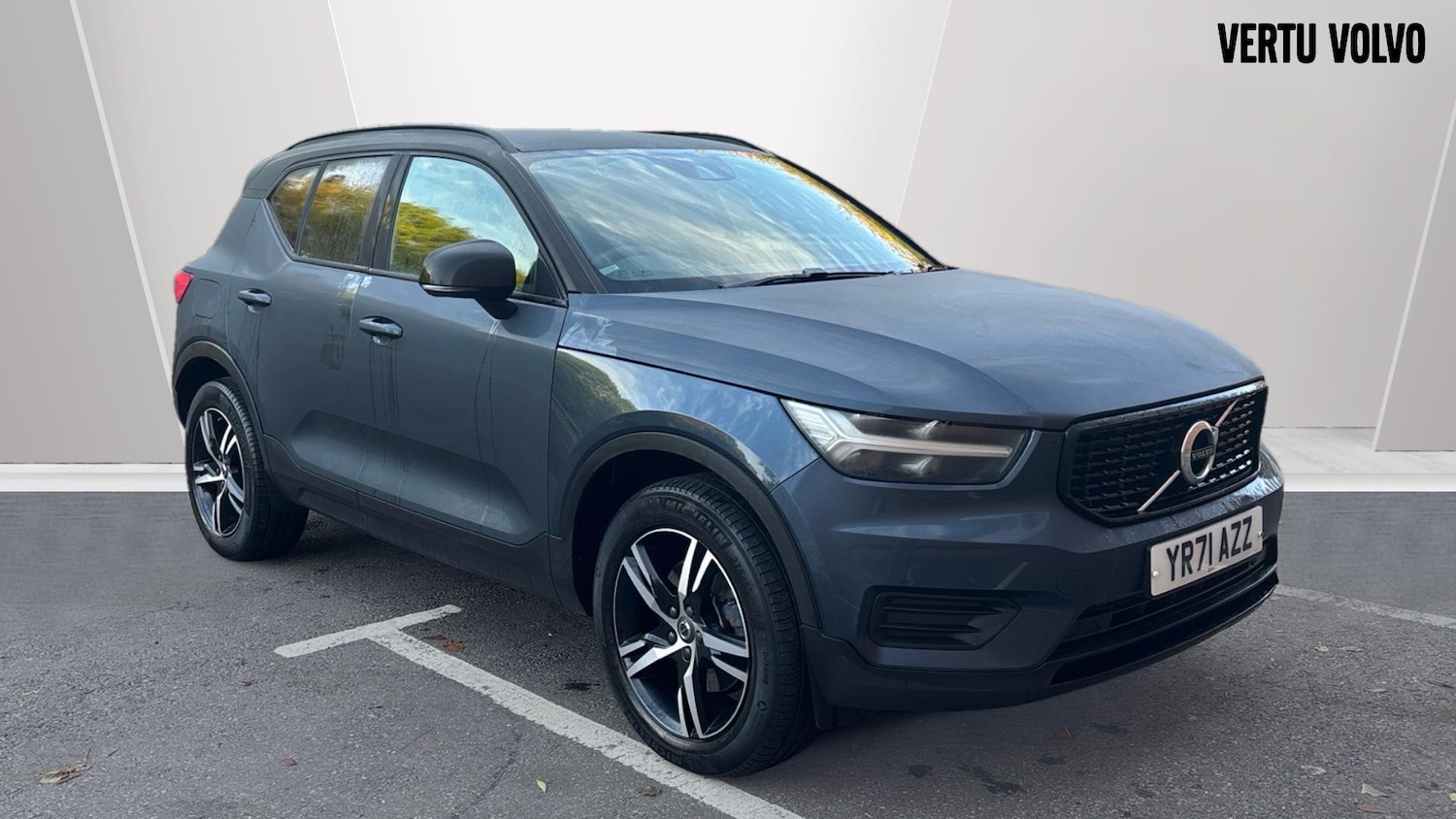 Used Volvo XC40 2021 for sale - 76894379: Photo 1