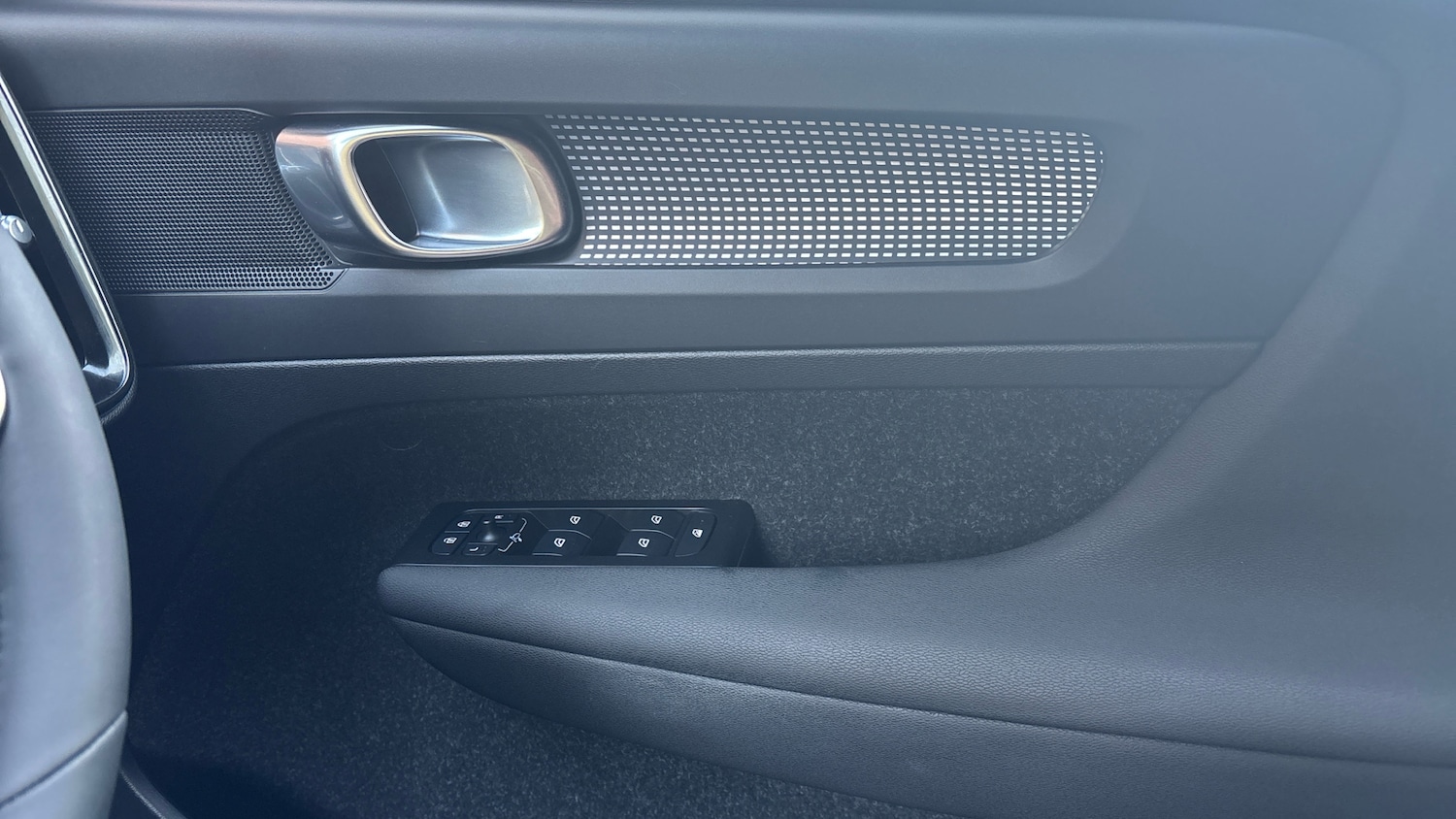 Used Volvo XC40 2021 for sale - 76894379: Photo 15