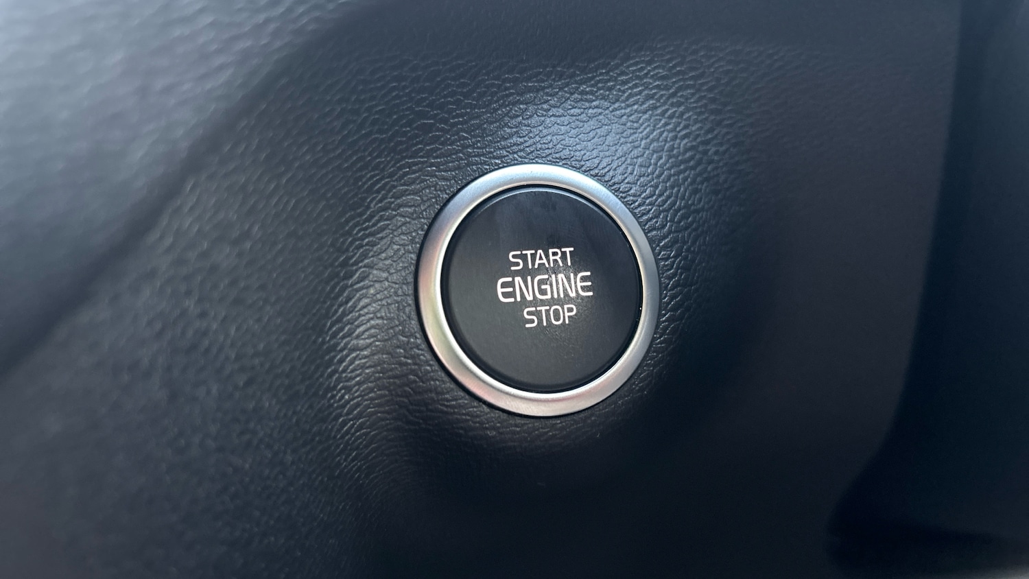 Used Volvo XC40 2021 for sale - 76894379: Photo 23