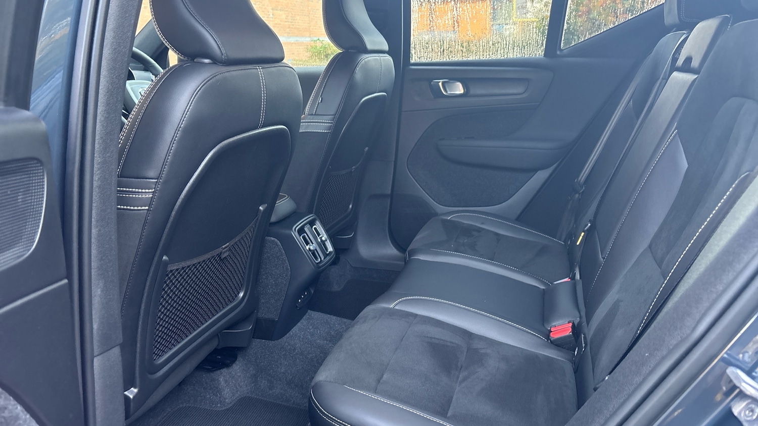 Used Volvo XC40 2021 for sale - 76894379: Photo 33