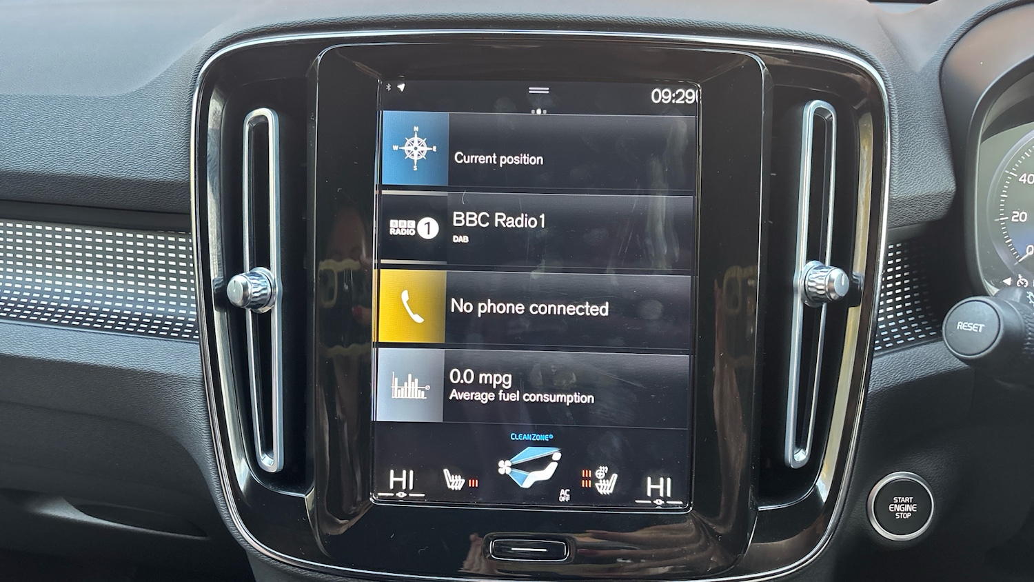 Used Volvo XC40 2021 for sale - 76894379: Photo 36