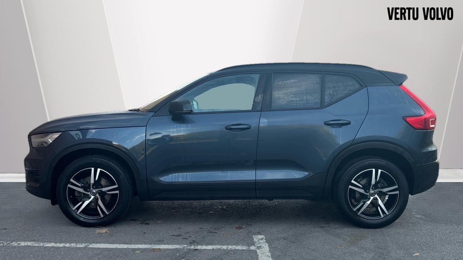 Used Volvo XC40 2021 for sale - 76894379: Photo 8