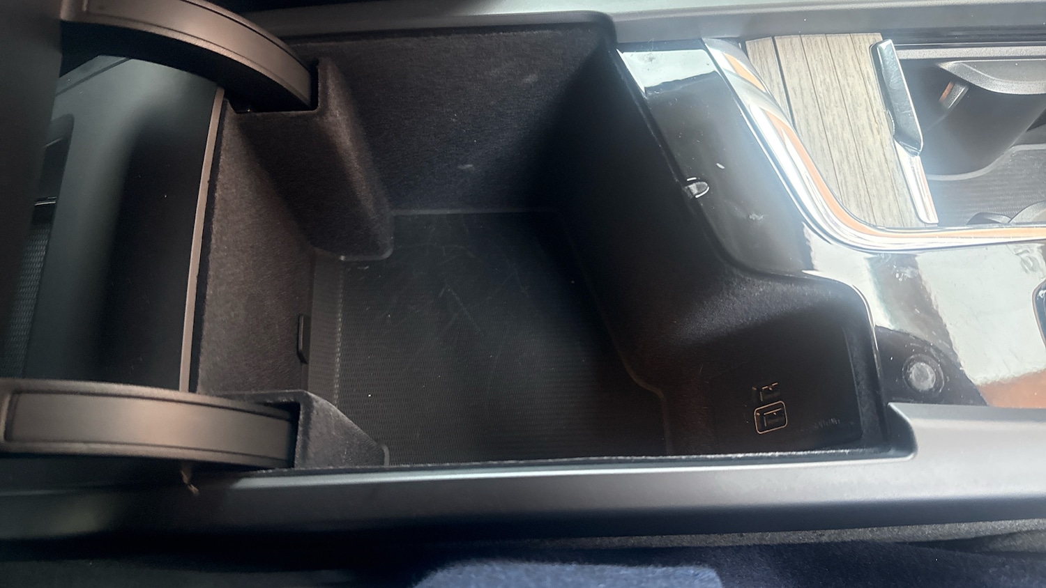 Used Volvo XC60 2020 for sale - 78081609: Photo 47