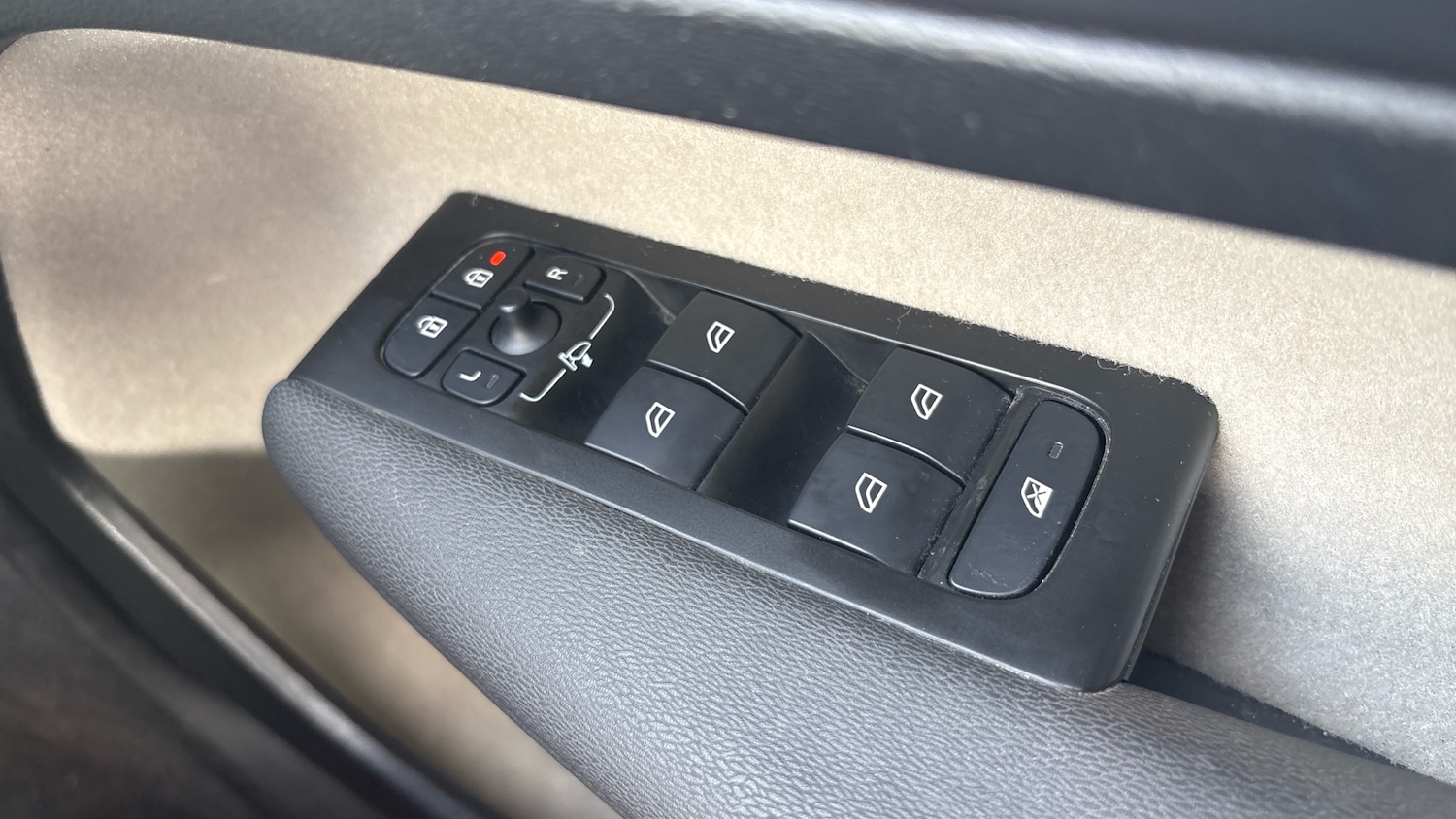 Used Volvo XC40 2021 for sale - 77735466: Photo 23