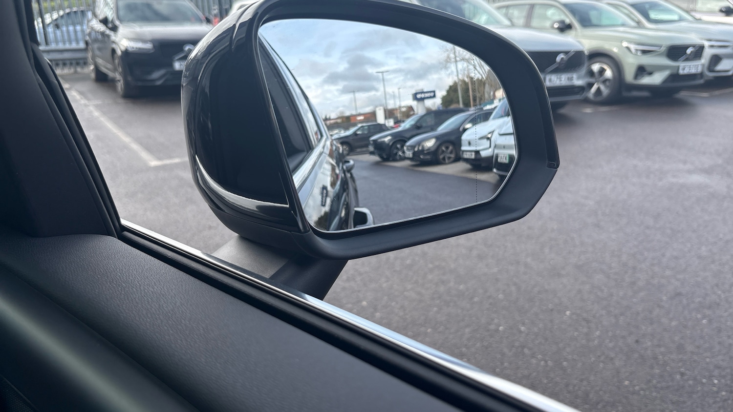 Used Volvo XC40 2021 for sale - 77735466: Photo 29