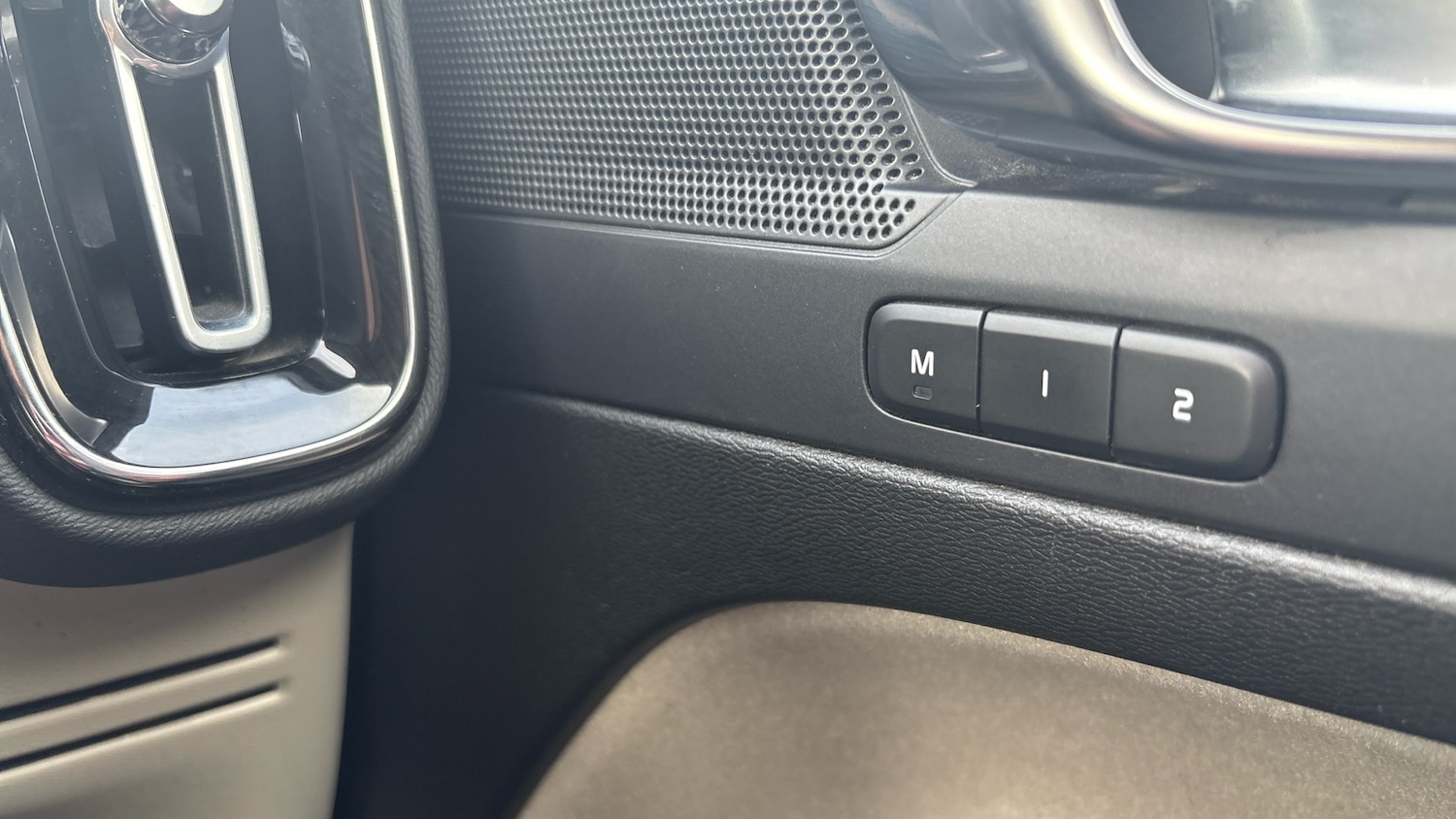 Used Volvo XC40 2021 for sale - 77735466: Photo 37