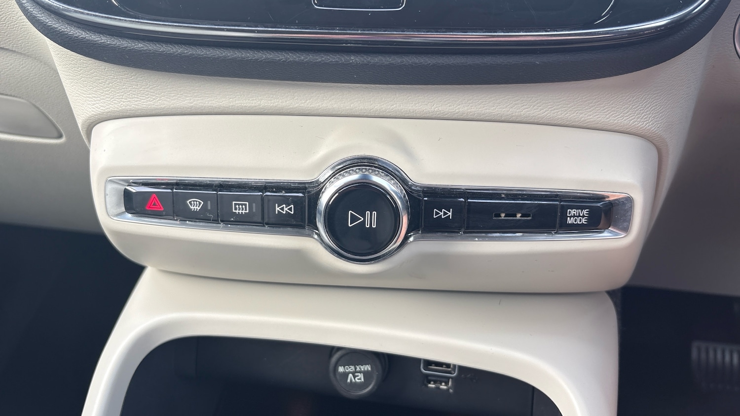 Used Volvo XC40 2021 for sale - 77735466: Photo 38