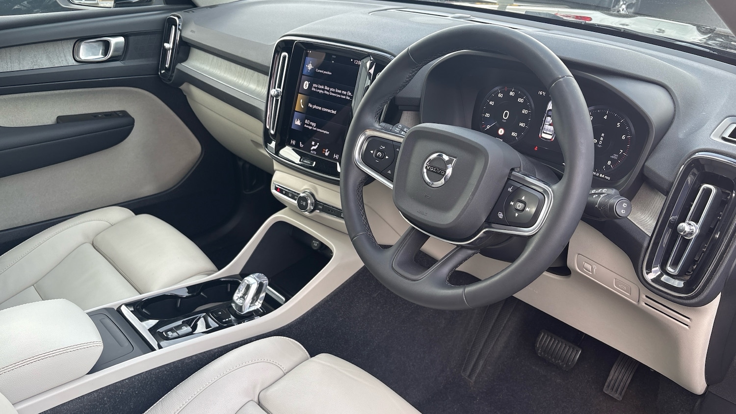 Used Volvo XC40 2021 for sale - 77735466: Photo 4