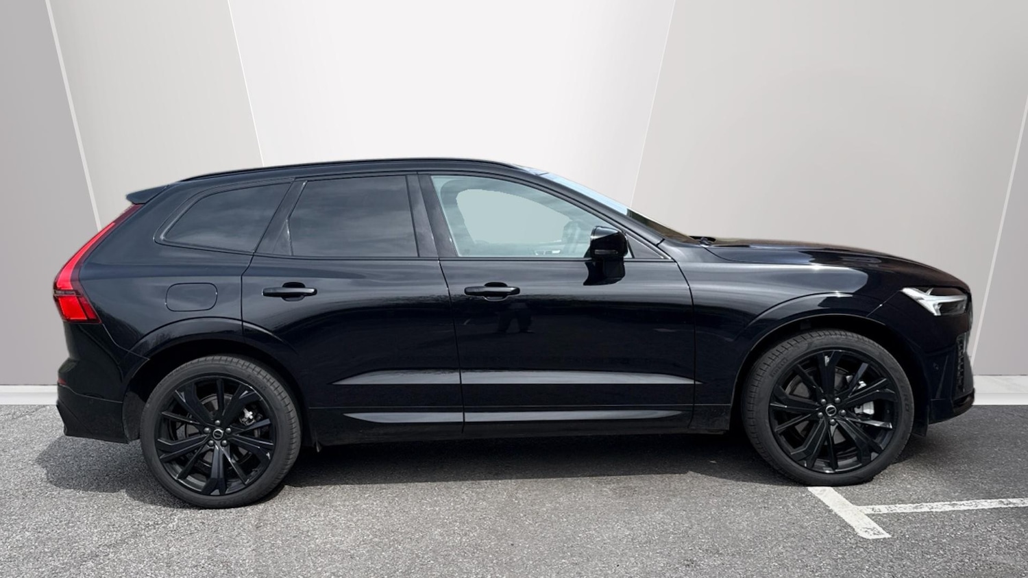 Used Volvo XC60 2025 for sale - 78223168: Photo 3