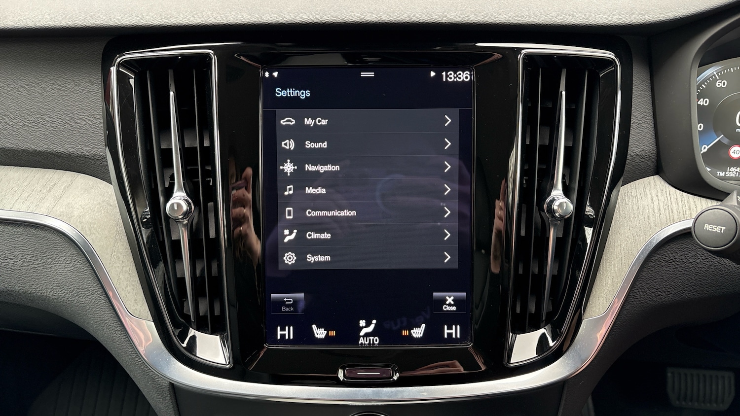 Used Volvo V60 2021 for sale - 77568297: Photo 12