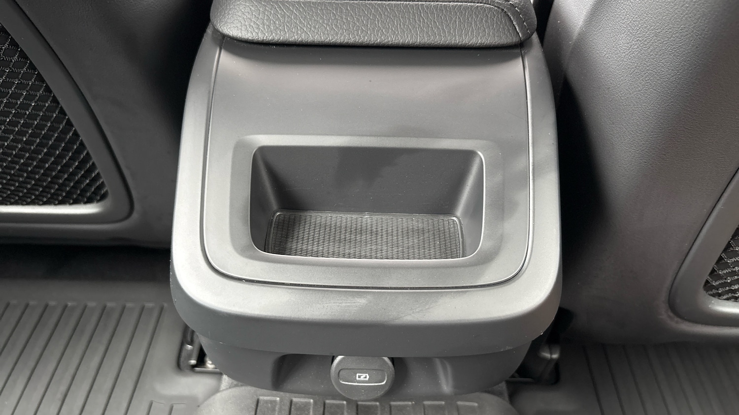 Used Volvo V60 2021 for sale - 77568297: Photo 42