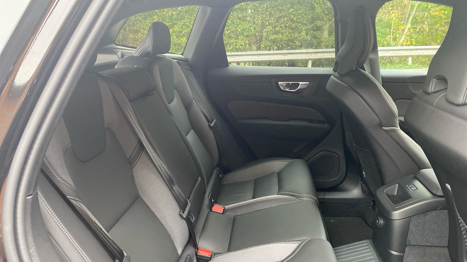 Used Volvo XC60 2025 for sale - 76653199: Photo 10