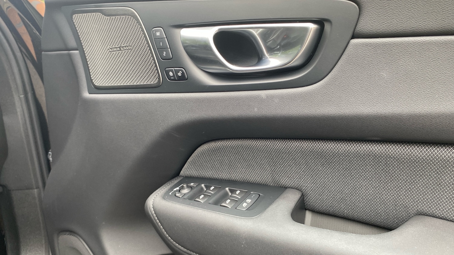 Used Volvo XC60 2025 for sale - 76653199: Photo 15