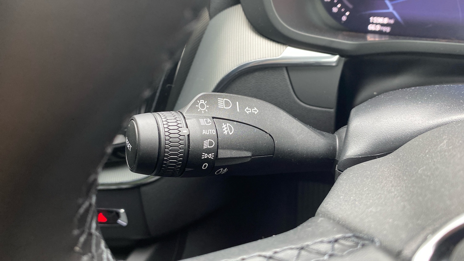 Used Volvo XC60 2025 for sale - 76653199: Photo 23