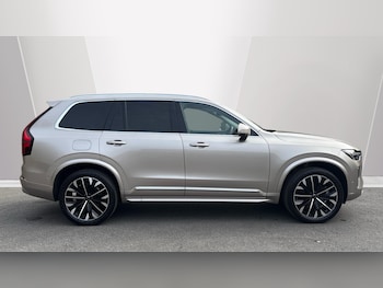 Used Volvo XC90 2025 for sale - 77883790: Photo