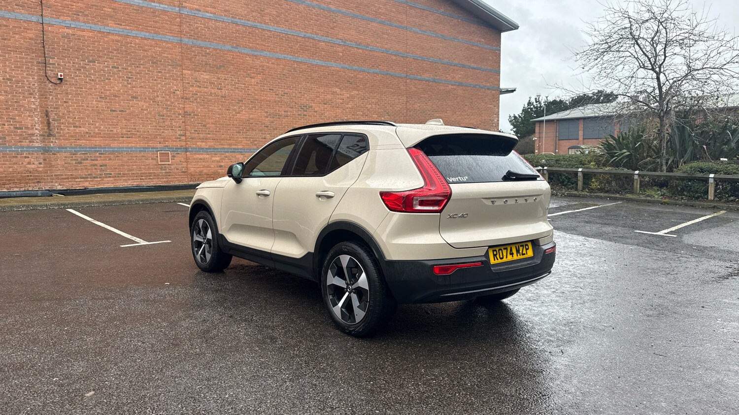 Used Volvo XC40 2025 for sale - 76718793: Photo 15