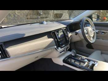 Used Volvo V90 2025 for sale - 74664054: Photo
