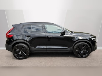 Used Volvo XC40 2026 for sale - 79380450: Photo