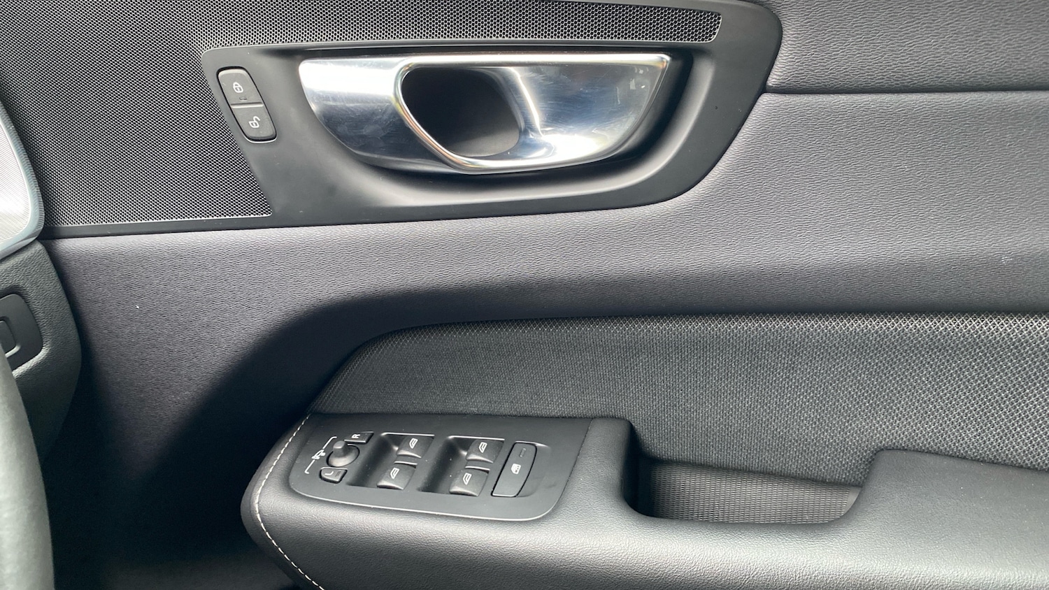 Used Volvo XC60 2021 for sale - 76653250: Photo 15